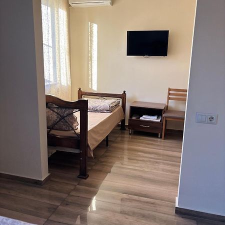 Hotel Amaras Ереван Экстерьер фото